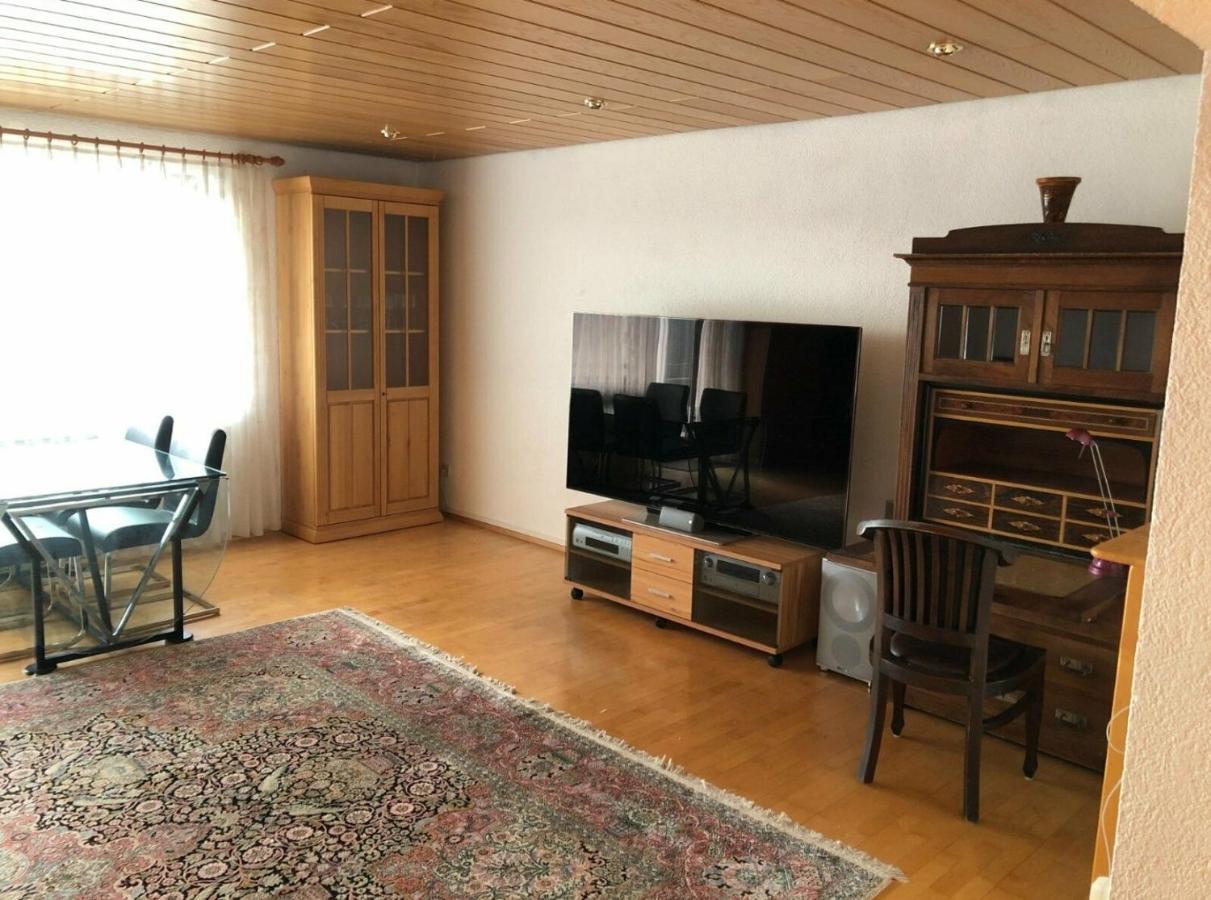 Wohnung Fuer 4 Personen, 2 Schlafzimmer, 2 Parkplaetze, Wlan Konstanz Kültér fotó