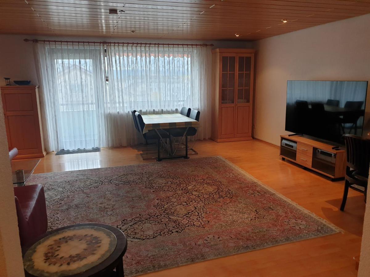 Wohnung Fuer 4 Personen, 2 Schlafzimmer, 2 Parkplaetze, Wlan Konstanz Kültér fotó